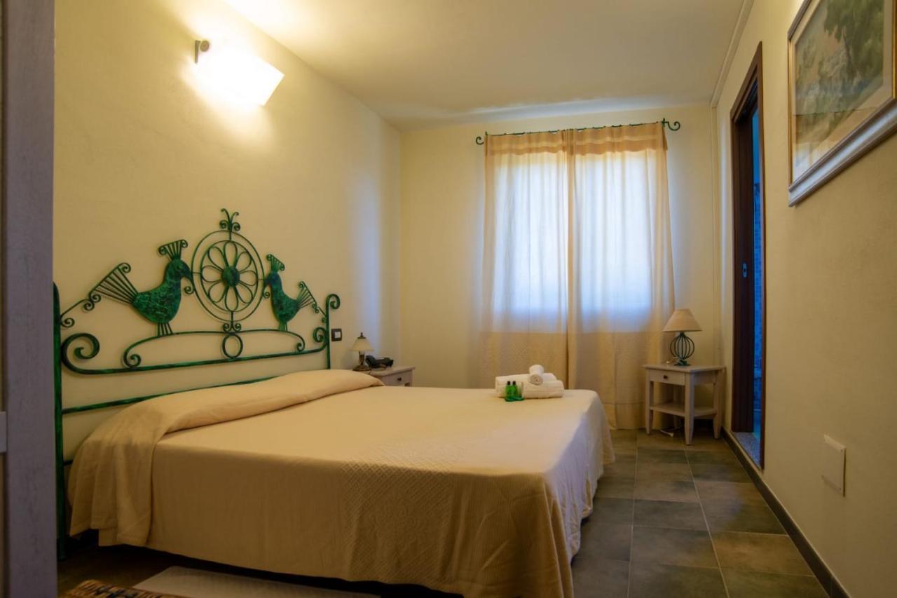 S'Ena Hotel 아르버스 외부 사진