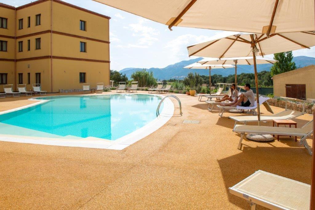 S'Ena Hotel 아르버스 외부 사진
